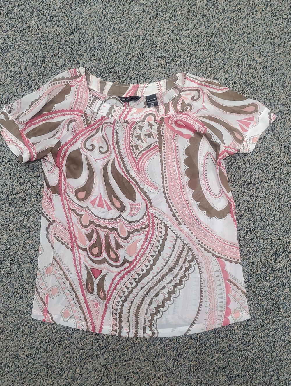 New York & Company Pink and Brown Paisley Short Sleeve Blouse